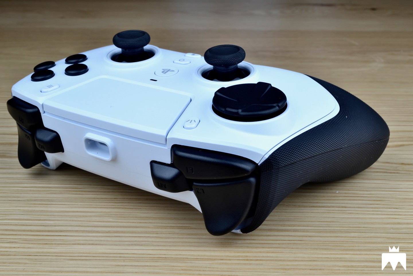 Razer Raiju V3 Pro - Mando competitivo ps5